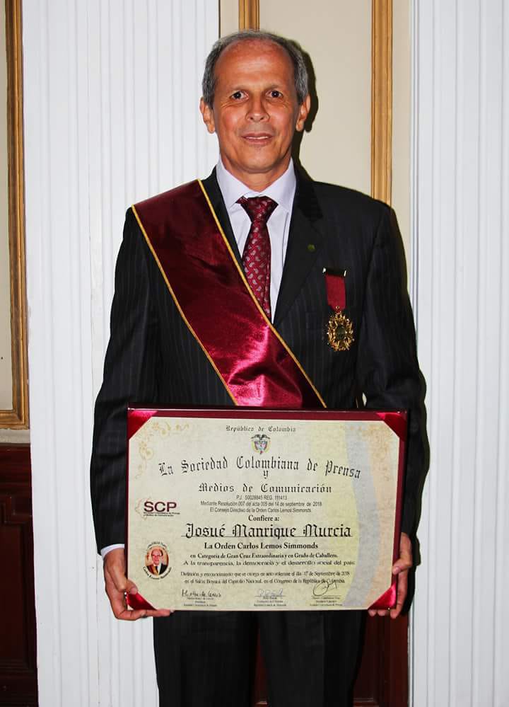 Alcalde de Gigante, Josué Manrique Murcia.